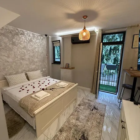 Quiet Oldtown Sudio Bucharest