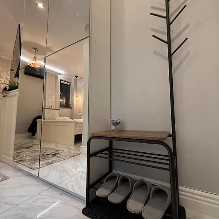 Quiet Oldtown Sudio *